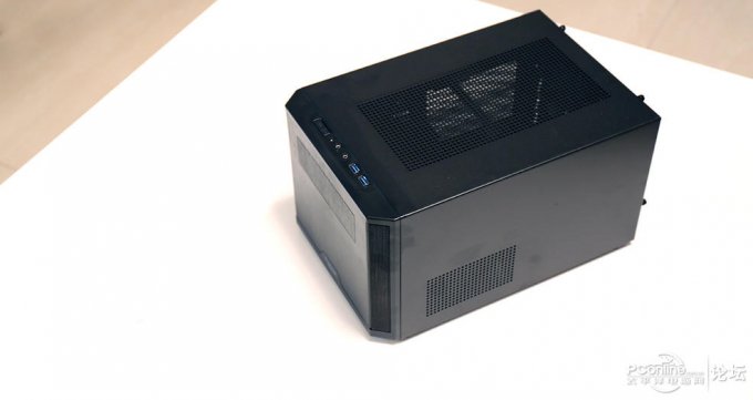 Fractal-Design Core 500 MODEVA