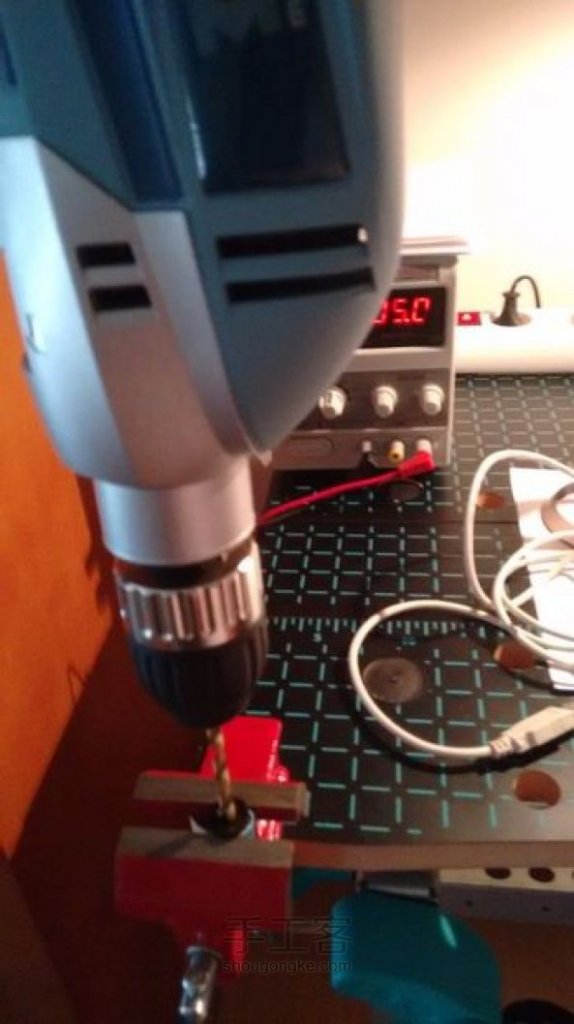 ת롿һɵͷһUSB LED