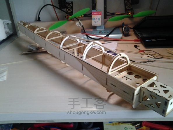 ƱЯʽ1.3mչ̶ɻAirwalker DIYֹ