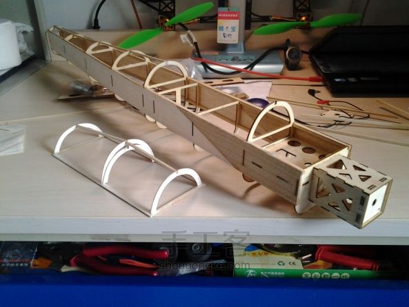 ƱЯʽ1.3mչ̶ɻAirwalker DIYֹ